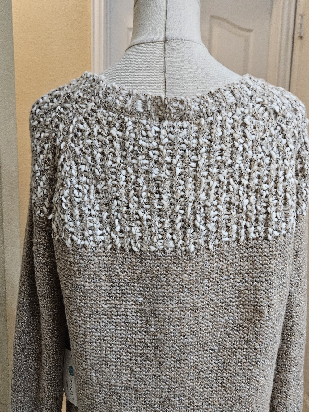 FATE Cozy Two-Tone Scoop Neck Sweater in Taupe and Cream Size Medium NWT - Picture 11 of 12